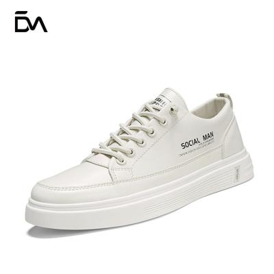 China CUSHIONING Popular Fashion Men Casual Shoes Brand New Design Walking Style Shoes for sale