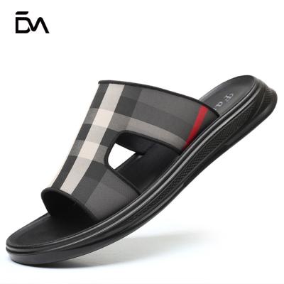 China 2021 New Arrival Fashion Comfortable Non-slip Causal Mens Slippers CUSHIONING for sale