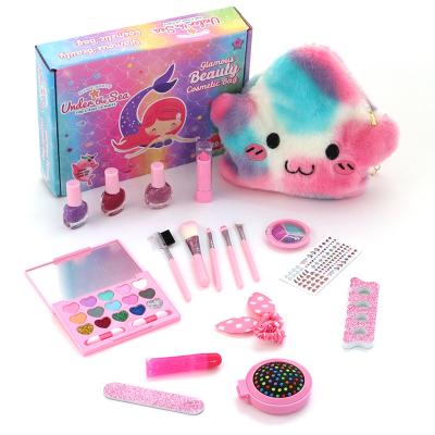 China Children's simulation cosmetics toys children's makeup girls makeup the nail polish manicure game house backpack set for sale