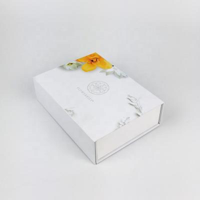 China Wholesale Luxury Rigid Cardboard Recyclable Custom Design Logo Packing Gift Cheap Paper Box With UV Printing for sale