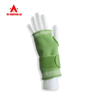 China Technology Sports Adjustable Wrist Brace Knitting Breathable Women Hands Elastic Wrist Support Brace for sale