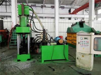 China De Briketmachine van de trillings Vrije Hydraulische Aandrijving voor het Schrootijzer van het Kompresmetaal Te koop