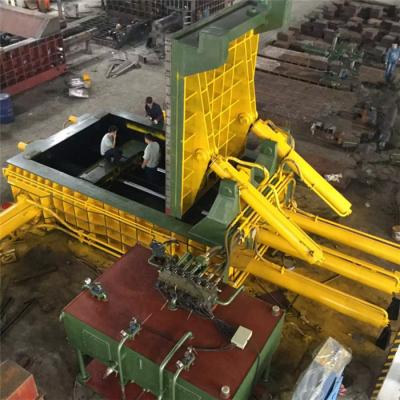 China 315 ton die Kracht Kubusvormig Blok Y81F in balen verpakken - de Pers van de 315 Cilinderschroot Te koop