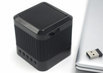 Chine Indication de haute fidélité basse superbe de batterie d'iPhone de haut-parleur de Bluetooth de cube à vendre