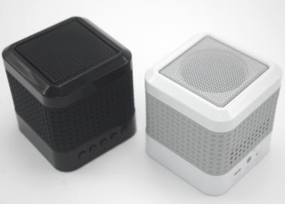 China Orador de Bluetooth do cubo da bateria recarregável da alta fidelidade para o MP3/MP4 à venda