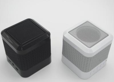 China Intelligentes Quadrat übergibt freien Handy Bluetooth 4,0 + EDR-Sprecher mit Mic zu verkaufen