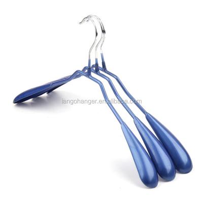 China Different finishes and sizes are available custom fashion metal pvc coated panty hanger for sale