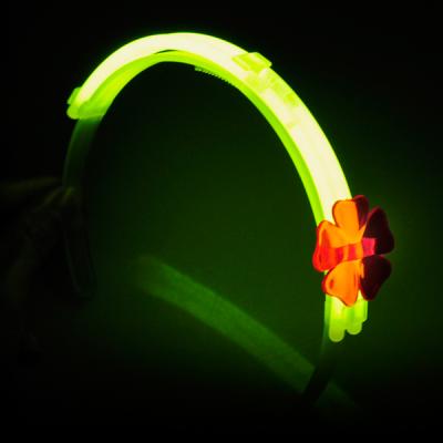 China Popular Fun Kids Party Toys Fashionable Christmas Glow Flower Headband for sale