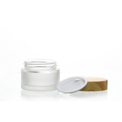 China 2021 Recyclable Hot Selling Bamboo Glass Lid Cream Spray Bottle Home Perfume Jar for sale