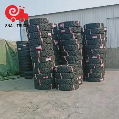 中国 12R22.5 315/80R22.5 Tubeless Heavy Duty Truck Tires For Transportation 販売のため