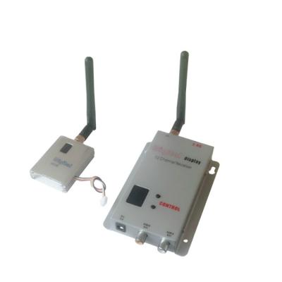 China 2.4Ghz 400mW Wireless Video Transmitter 720P Realtime Analog CCTV Transmitter And Receiver KP-B400 for sale