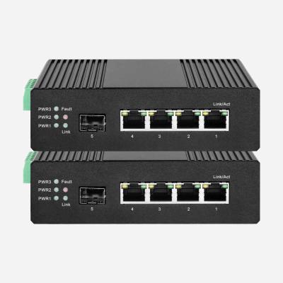 China 4 RJ45 And 1 SFP Industrial Gigabit Ethernet Switch With EMC Protection Level for sale