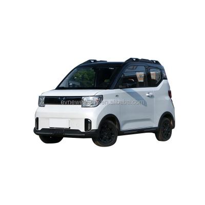 China Electric car 200km Wuling mini EV Gameboy Mini Van 3061x1520x1665 fast speed from Hongguang 2022 for sale