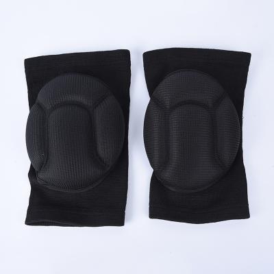 China Adult Thick Sponge Kneepad To Protect Knees Mens And Womens Football Kneepad for sale