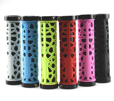 China Wholesale New Silicone Material Cycling Feeling Comfort Grip Parts Fashionable Bike Bicycle Grip Bar Grips for sale