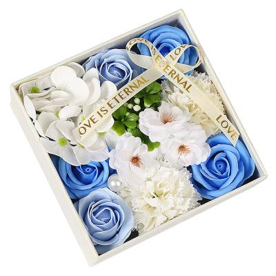 China Beautiful Colorful Custom Soap Rose For Gift Valentine's Day Mother Multicolor Festival Decoration Flower Bouquet for sale