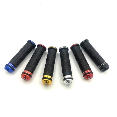 China Rubber+Aluminum Motorcycle Handlebar Grip Handle Bar Grips Motorcycle Parts Handlebar Grip for sale