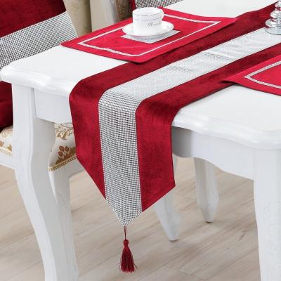 China High quality home decoration glitter sequin velvet jacquard table runner luxury red jacquard for sale