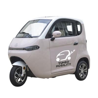 China Fashionable cargo cabin electric scooter for 3 adults best safety and popular 60V 1500W electric tricycle for cargo use for sale