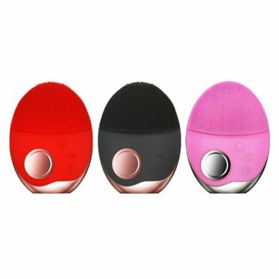 China Handheld Electric Vacuum Vibrating Sonic Electric Massager Cleansing Waterproof Facial Instrument for sale