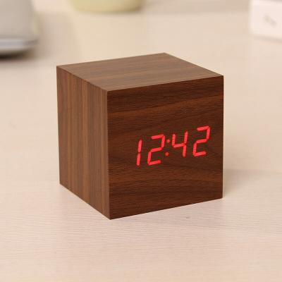 China Wooden Calendars Digital LED Desktop Alarm Clock Room Temperature Wood HJ6Y Voice Control for sale