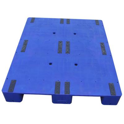 China China Factory Sale Solid Deck Recyclable HDPE Euro Pallet Single Faced Design at an Price for sale