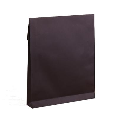 China Recyclable Luxury Custom Logo Black T-shirt Kraft Paper Shopping Bag For Apparel Packaging for sale