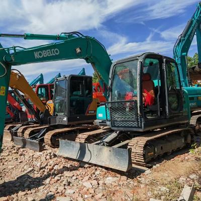 China Original Japan Used Kobelco SK75 Excavator Small Digger Crawler Excavator Kobelco 75 7 tons Machine for Sale 0.4m3 for sale