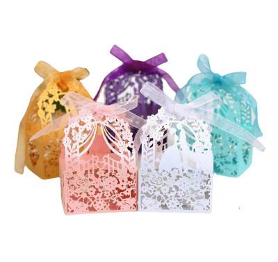 China Handmade Love Heart Laser Cut Wedding Party Favor Box Candy Bag Chocolate Gift Box Birthday Bridal Shower Bomboniere for sale