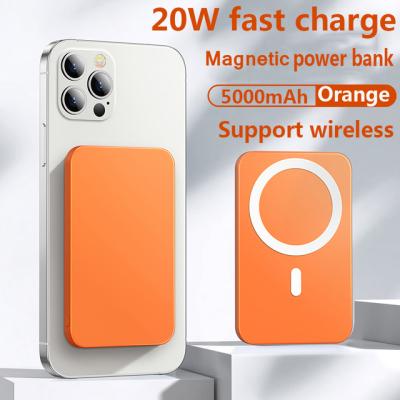 China Reversible 5000mah Portable Power Banks 18W Super Slim Magsaf Magnetic Wireless Battery Bank for sale