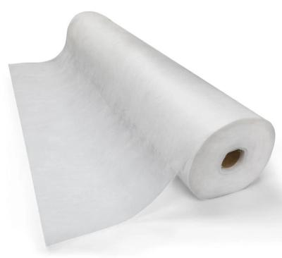 China rollo disponible no tejido blanco de la sábana de 50 PC en venta