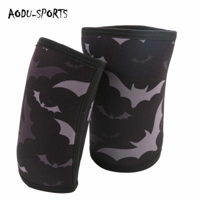 China 2021 Hotselling Comfortable Compression Fitness Neoprene Elbow Support Sleeves for sale