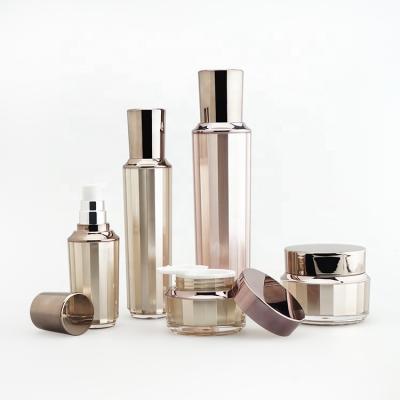 China Recyclable Luxury Gold Cosmetic Acrylic Bottle And Jar For Lotion Cream Packaging 30ml for sale