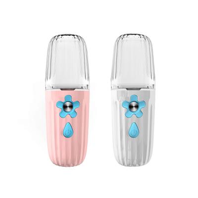 China Portable Refillable Nano Mist Sprayer DEEP CLEANSING Face Personal Care Cooling Steaming Mini Facial Steamer for sale