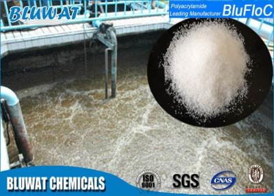 Chine Polyacrylamide cationique soluble dans l'eau pour le moulin 9003-05-8 de sucre et de jus à vendre