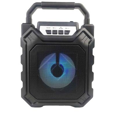 China Portable U card mini portable HOME THEATER speaker collection booster outdoor speaker D004W for sale