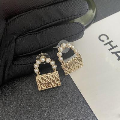 China FASHIONABLE Gold Plated Brand Silver Statement 925 Designer Letter G Stud Earrings Women Needle G Design Earring Luxury Wedding Gift for sale