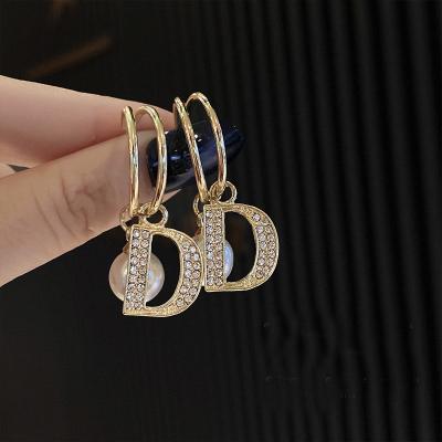 China CLASSIC Luxury Gold Delicate Small G D Letter D Crystal Earrings Women Stainless Steel Vintage CC Stud Earrings Brand Fashion Jewelry Gift for sale