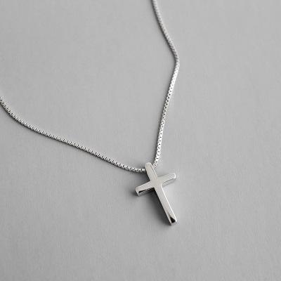 China Retro 925 Sterling Silver Cross Pendant Necklaces Hot Selling Lead Free Nickel Free Silver Gold Plated Cross Necklaces for sale