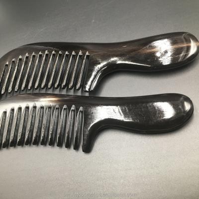 China 2021 Naturally Eco-friendly Handmade Wide Hair Brush Tooth Hair Ox Horn Massage Comb for sale