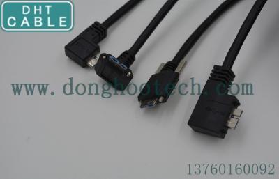 China Cable anguloso de la aduana USB 3,0 con los tornillos de cierre de la visión por ordenador en venta