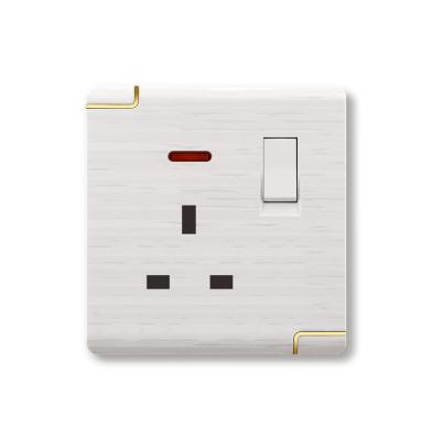 China Wholesale Residential/Multipurpose 13a Switched Socket Light Modern Design Pearl White/Coffee 3 Pin Socket With Switch for sale