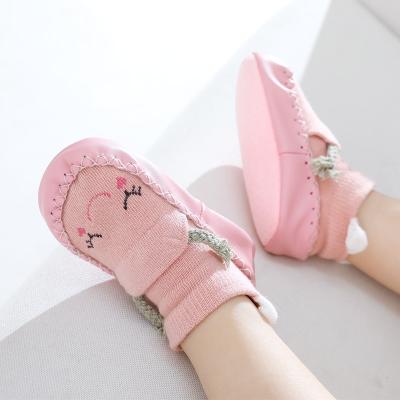 China 2021 Breathable Newborn Baby Socks With Rubber Soles Babies Infant Boys Shoes Spring Baby Sock Shoes for sale