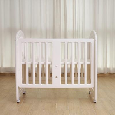 China Gray Multifunctional Plastic Portable Baby Crib Modern White Modern Bedroom Furniture Baby Rocking Hutch for sale