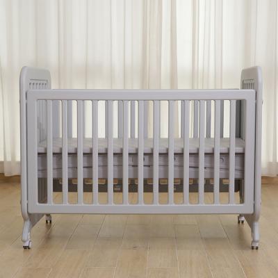 China Modern Multifunctional High Quality Newborn Baby Crib Hutch With Multi-Functions for sale