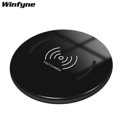 China Universal Wireless Fast Wireless Smart Charger Car Charger 15w Qi Automatic Table Phone Fixing Wireless Charger Holder For iPhone for sale