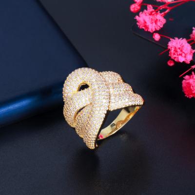 China Sparkle 18k Gold Plated Cubic Zircon Copper Luxury Big Twisted Snake To Shape Finger Adjustable Wedding Ring For Women Engagement Jewelry for sale