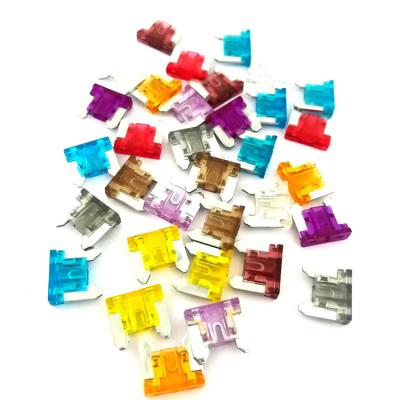 China Durable Professional Made Goods Automotive Car Fuses Low Profile Vehicle Auto Blade Fuse for sale