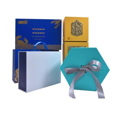 China Custom Gift Boxes Cosmetic Product Packaging With One Stop Value Service for sale