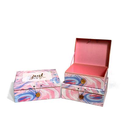 China Colorful Packaging Gift Set Box With Button Hook For Perfume Bottle for sale